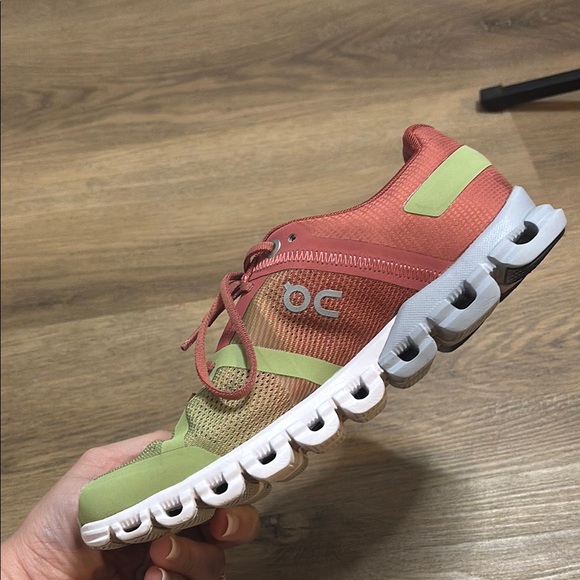 On Running Green and Red Athletic Shoes size 6 - Picture 8 of 14